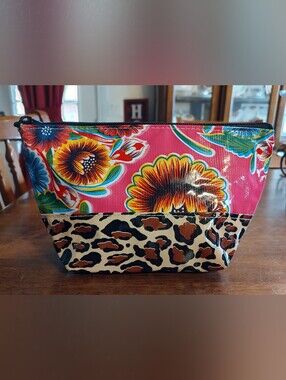 Floral & Leopard Print Cosmetic Pouch - Pink